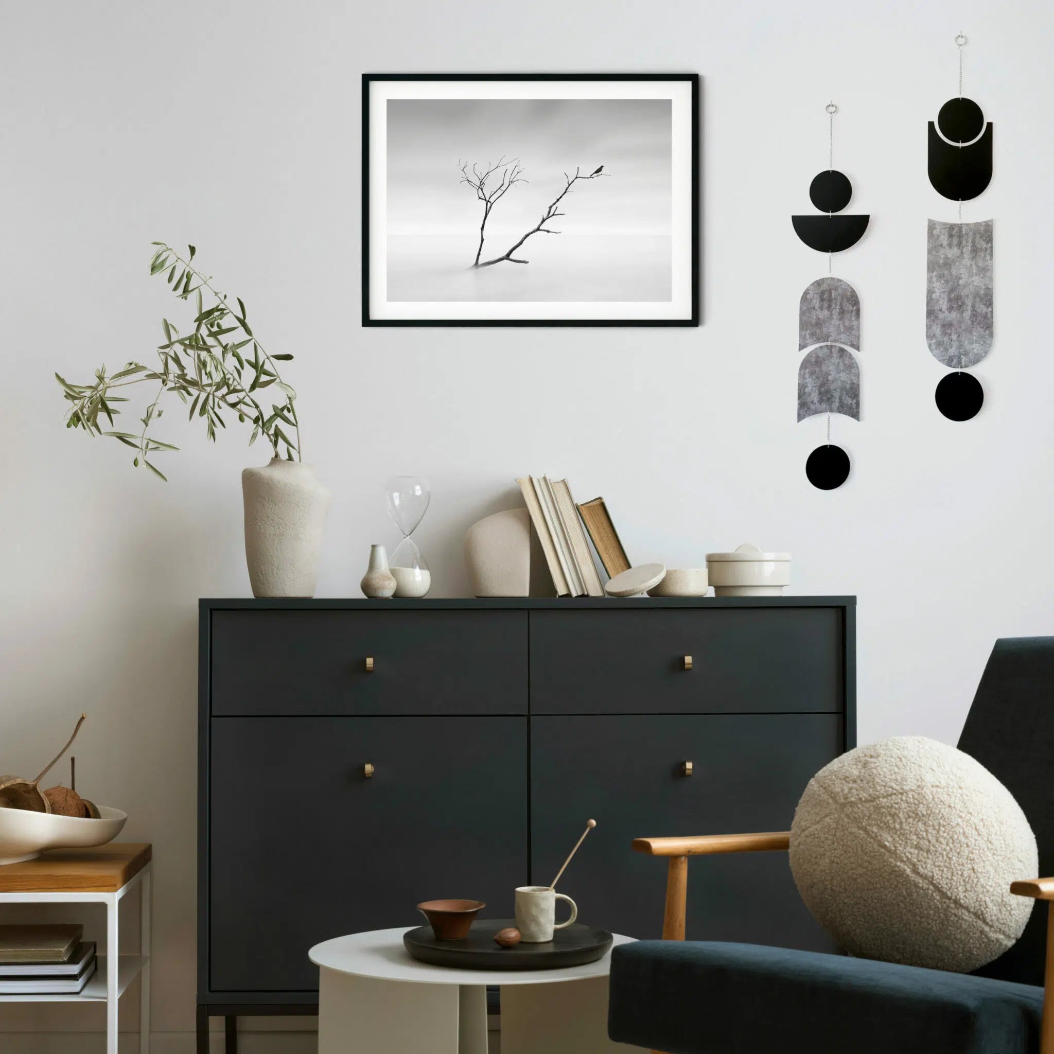 שלישיית תכשיטי קיר - אפור