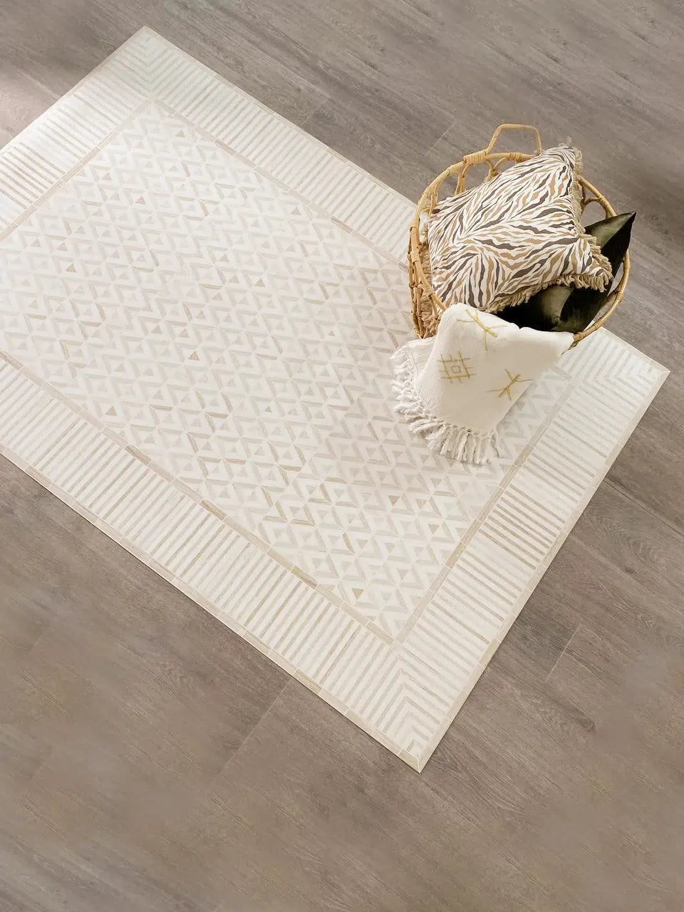 עודפים - שטיח ויניל מעוצב - דגם Moroccan geometric floor