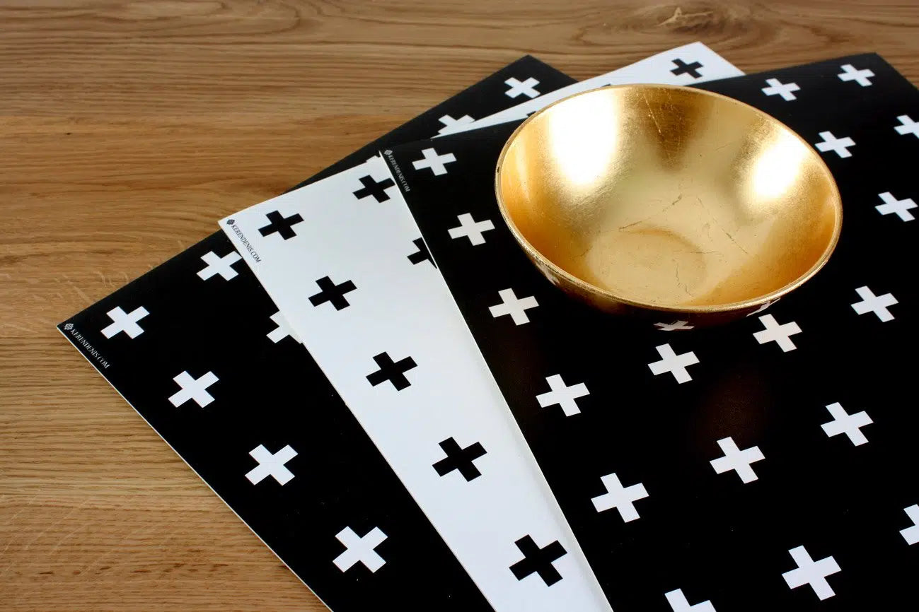 פלייסמט ויניל - דגם פלוס שחור