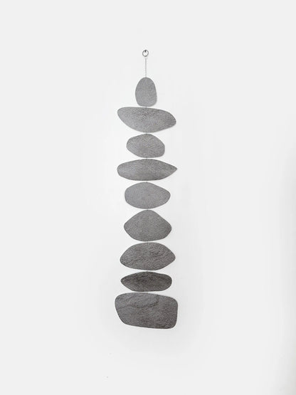תכשיט קיר בלאנס - אבן אפור