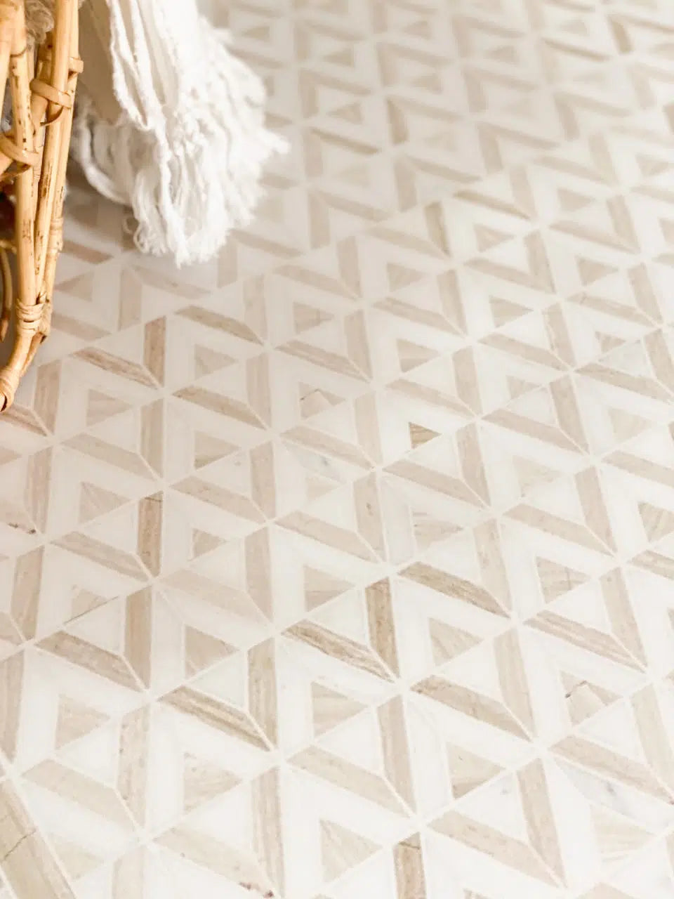 עודפים - שטיח ויניל מעוצב - דגם Moroccan geometric floor