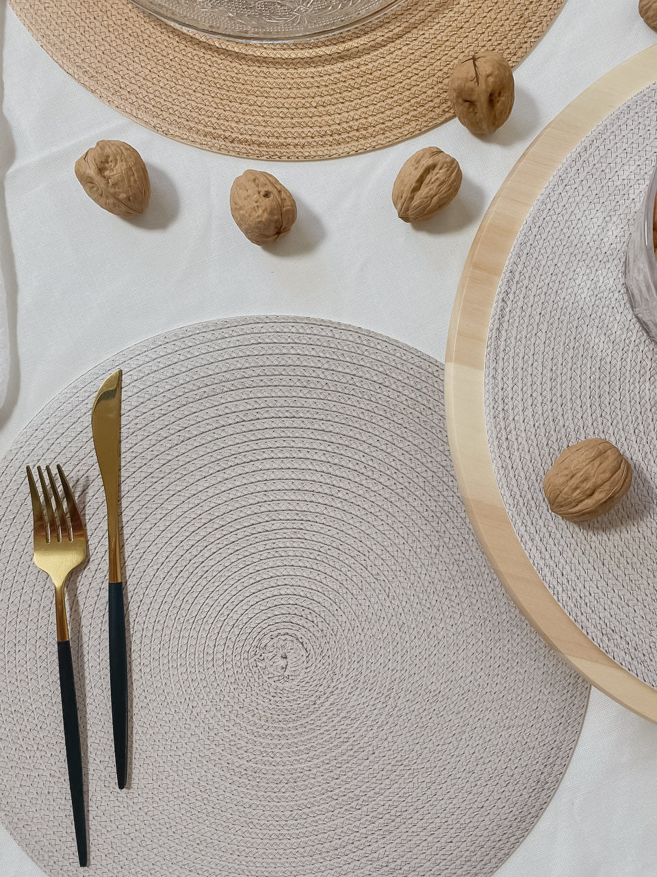 פלייסמט ויניל עגול - דגם Zen Gray