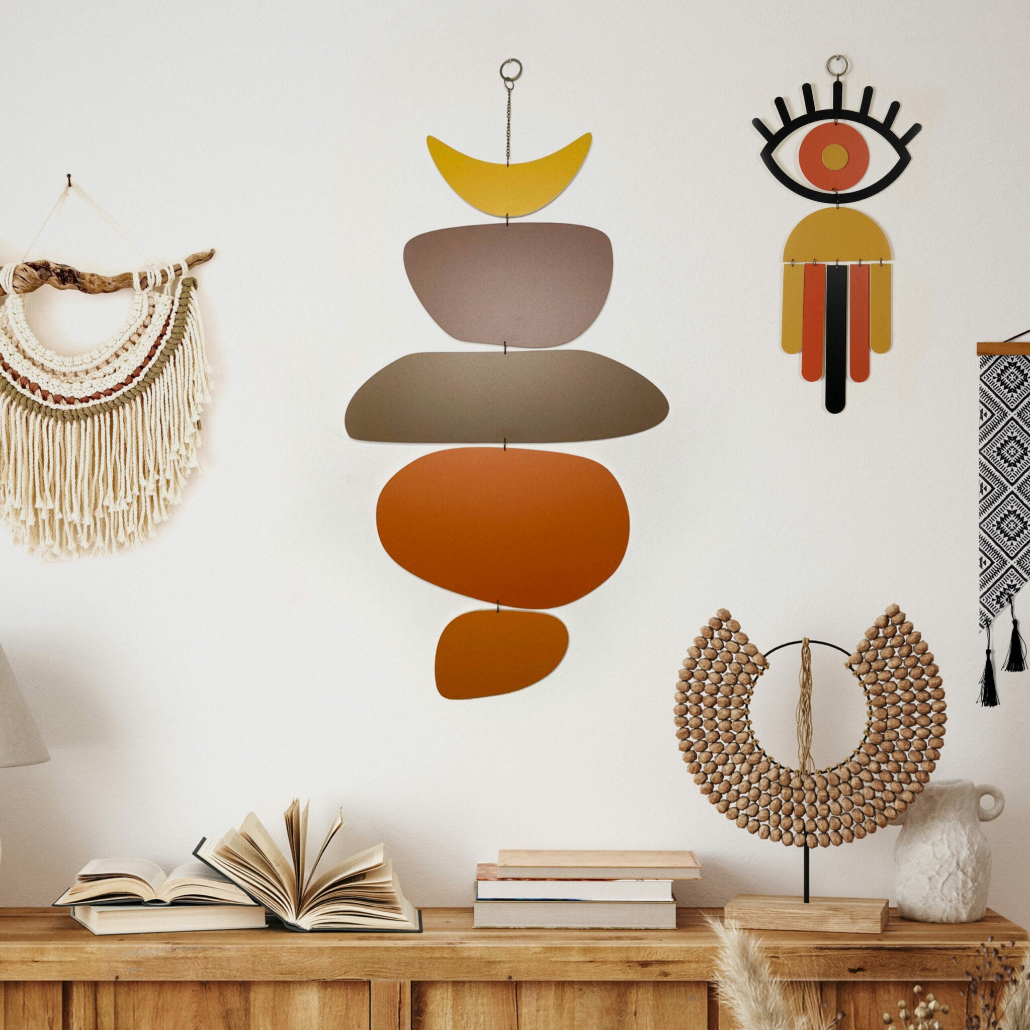 תכשיט קיר בלאנס חום