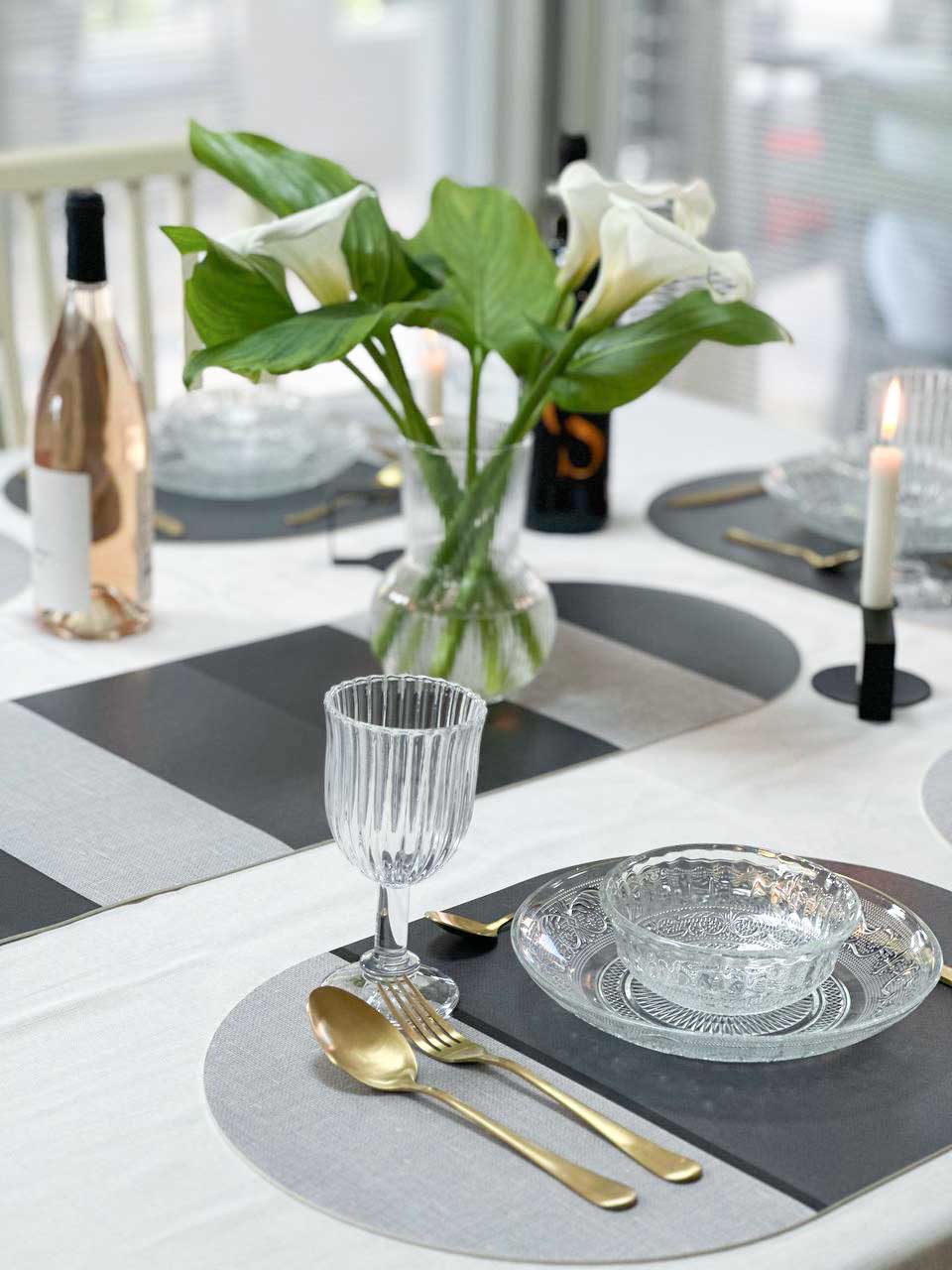 פלייסמט ויניל אליפטי - דגם אפור