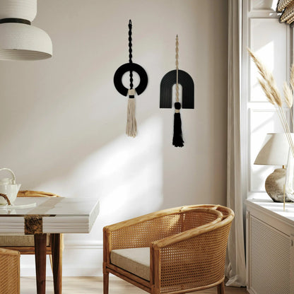 תכשיט קיר - תחריט עיגול שחור בשילוב מקרמה