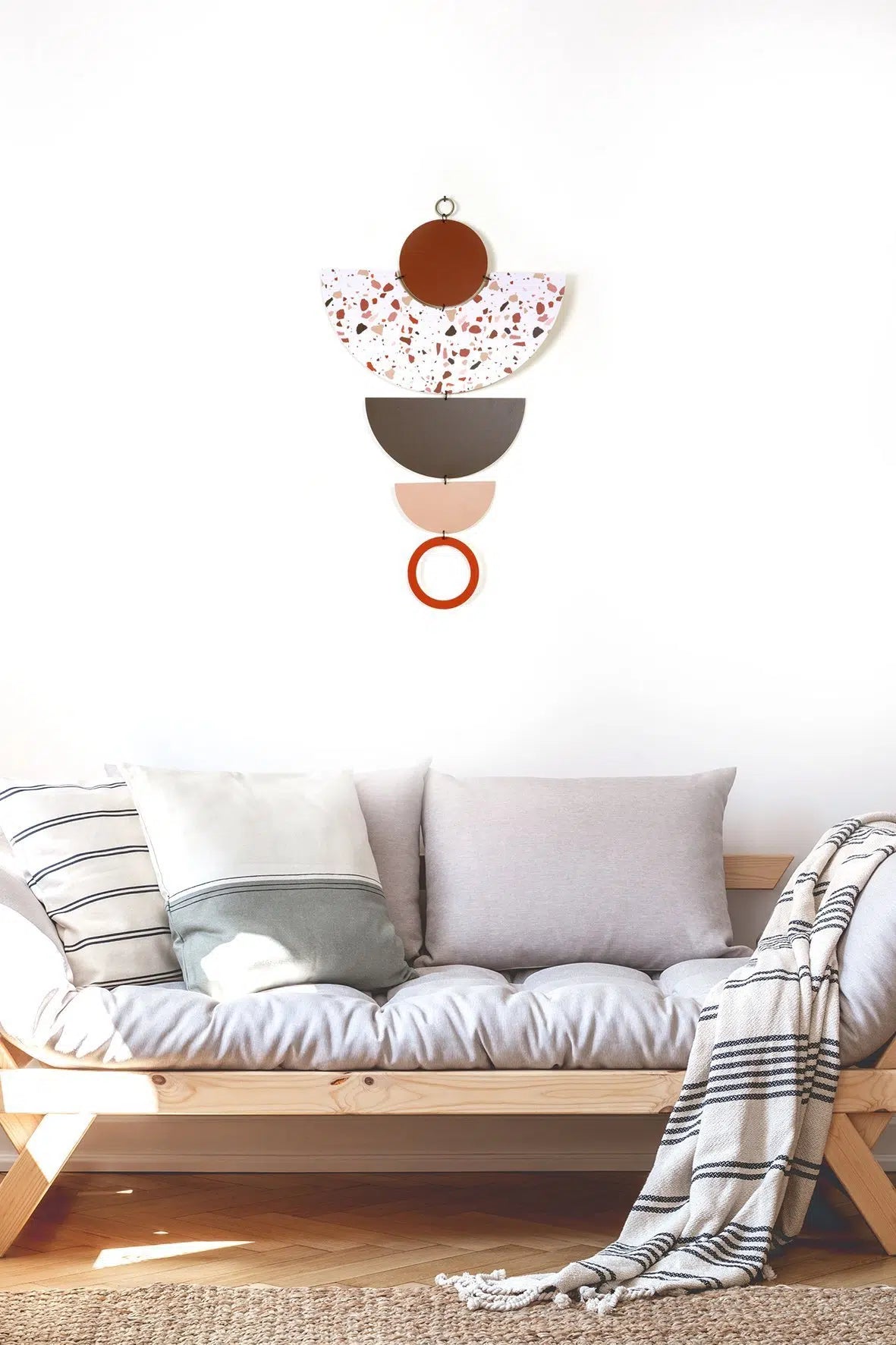 תכשיט קיר - No.6 Moon